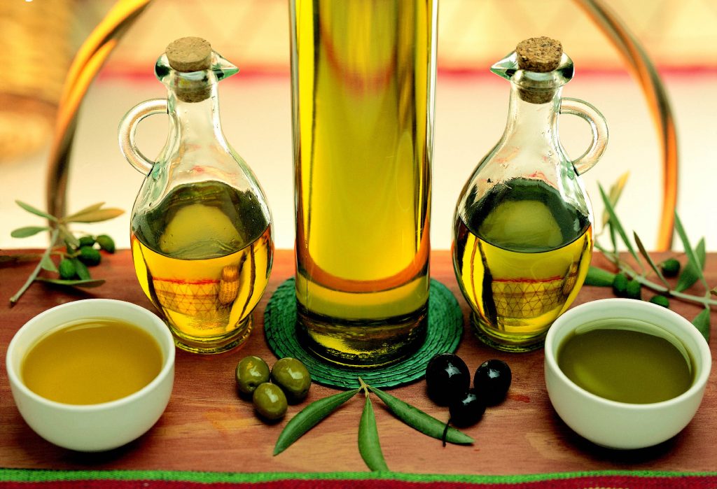 با مصرف این ۵ روغن سلامت بدن خود را تضمین کنید.