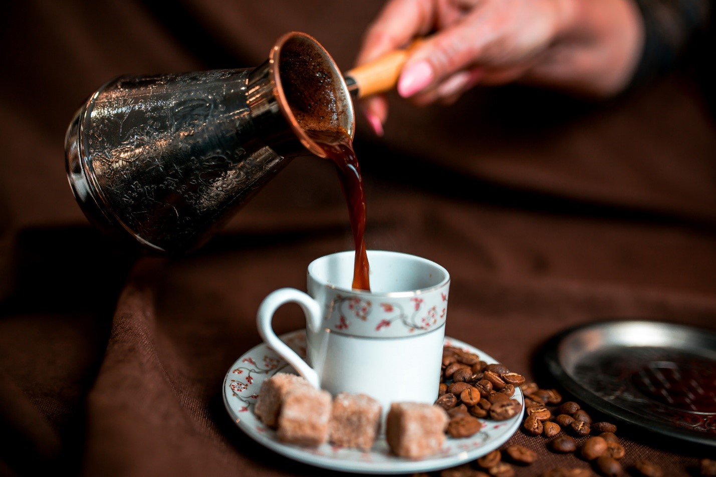 این افراد هرگز قهوه نخورند!